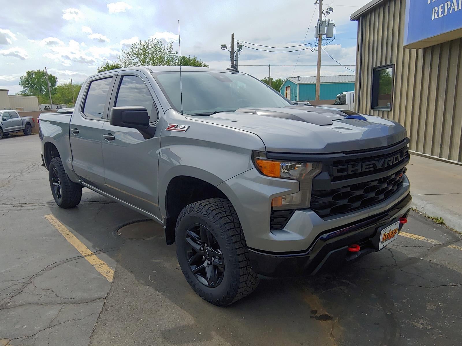 2023 Chevrolet Silverado 1500 4WD Crew Cab Short Bed Custom Trail Boss