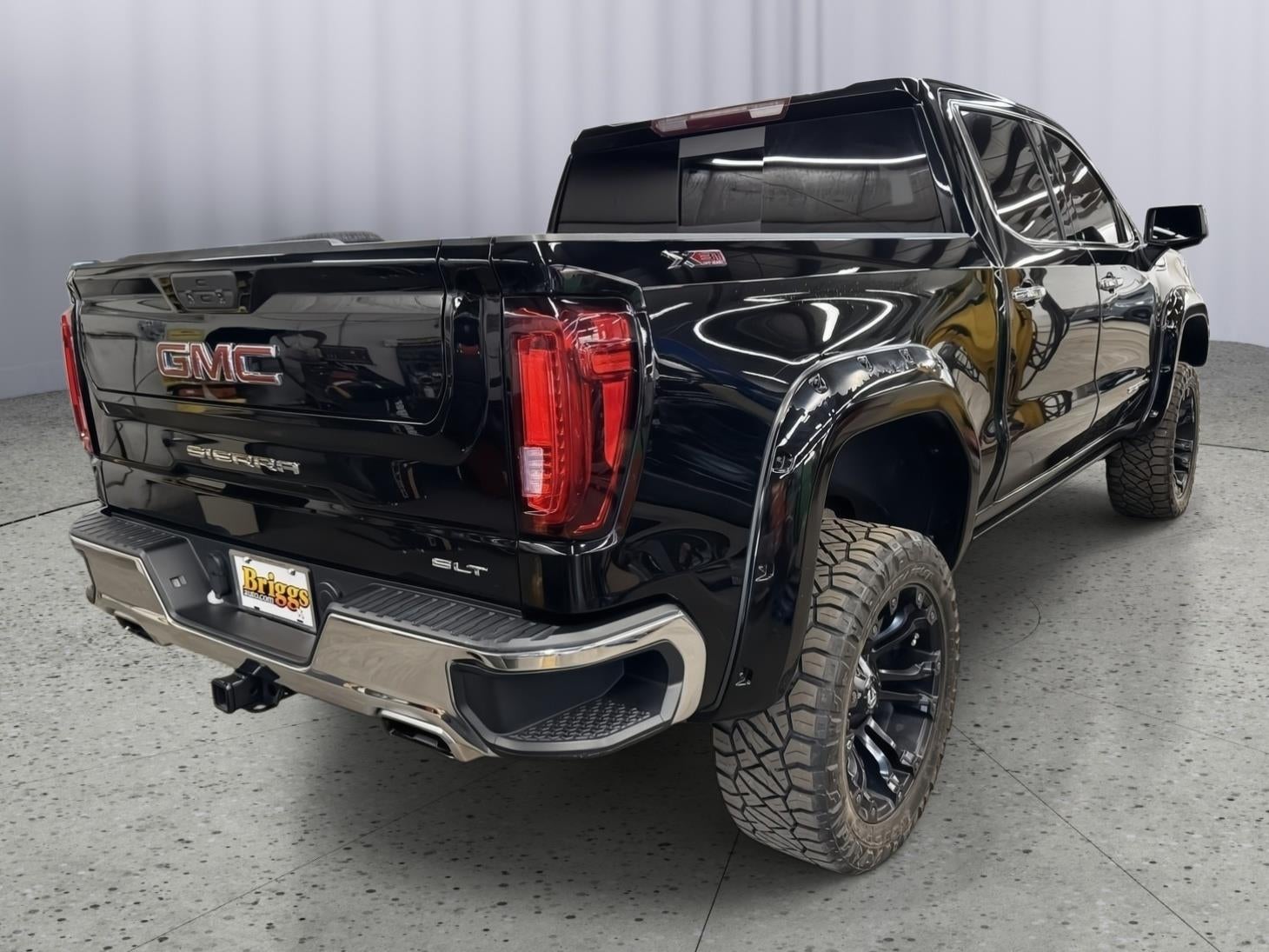 2022 GMC Sierra 1500 Limited 4WD Crew Cab Short Box SLT