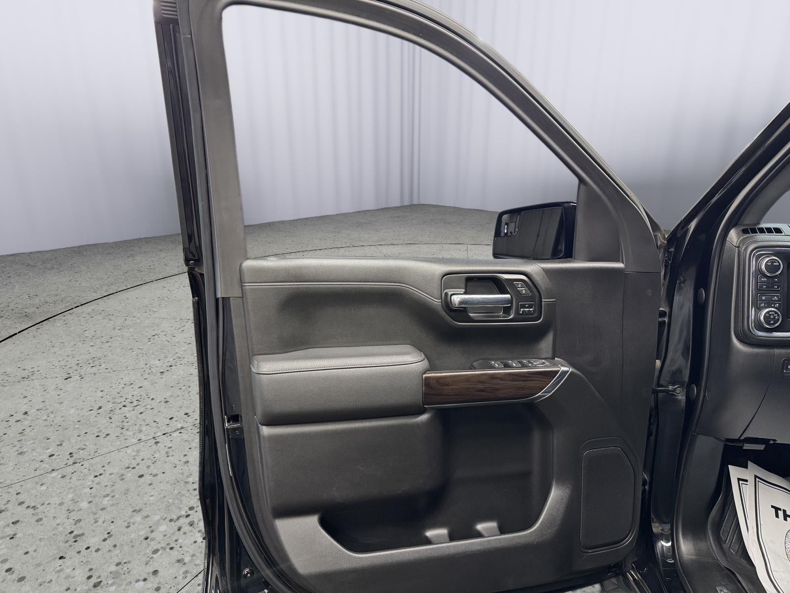 2022 GMC Sierra 1500 Limited 4WD Crew Cab Short Box SLT