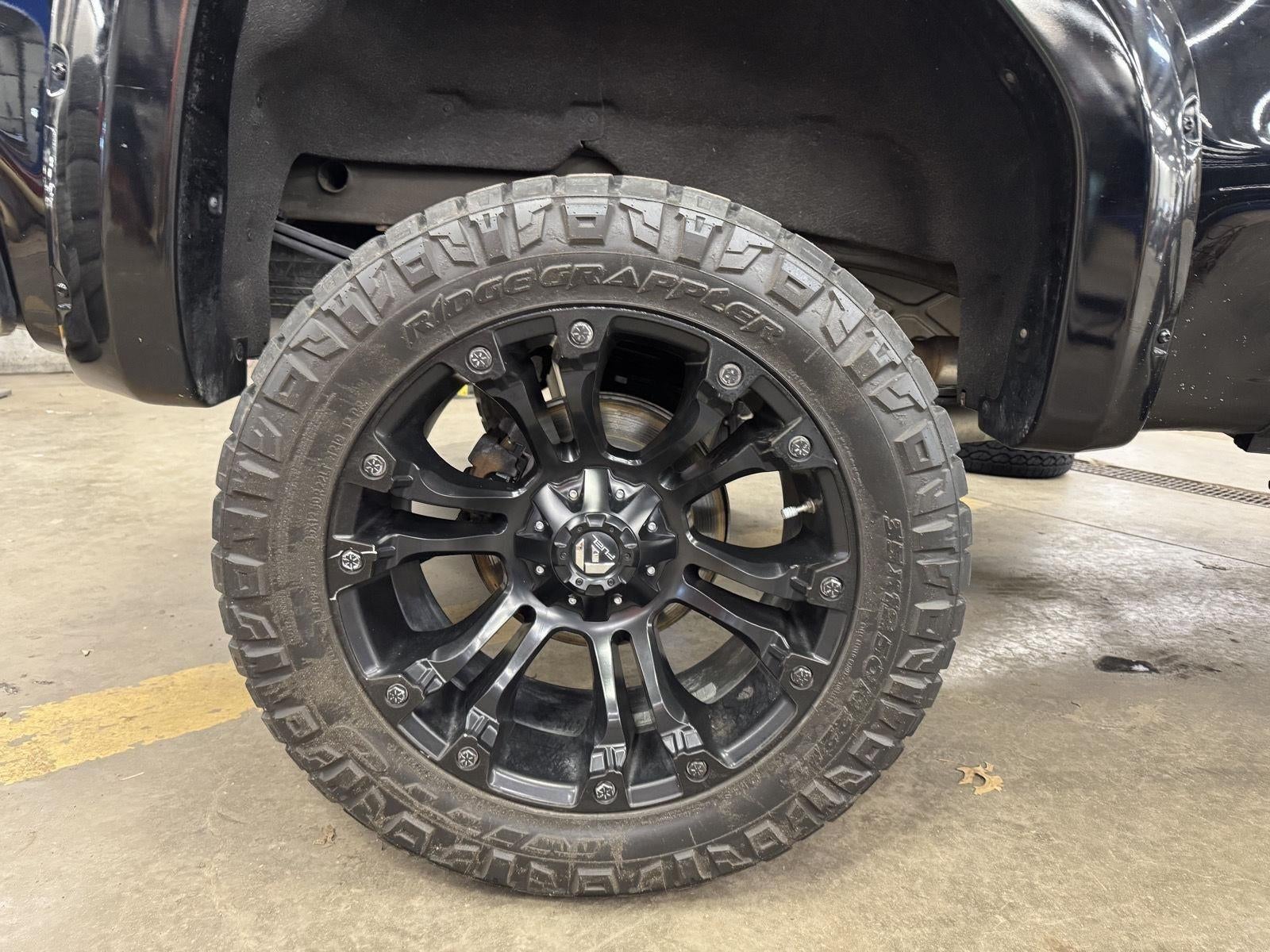 2022 GMC Sierra 1500 Limited 4WD Crew Cab Short Box SLT