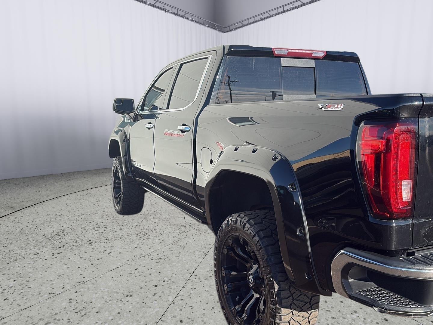 2022 GMC Sierra 1500 Limited 4WD Crew Cab Short Box SLT