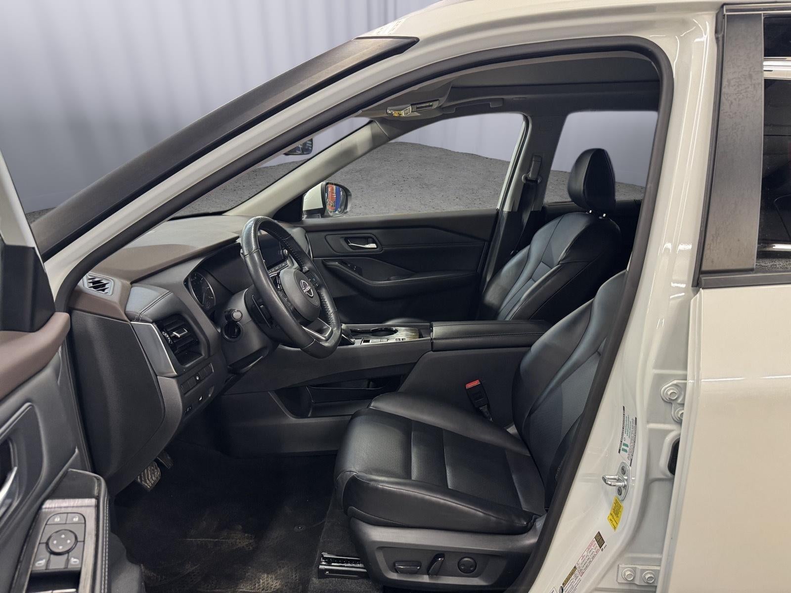 2022 Nissan Rogue SV FWD