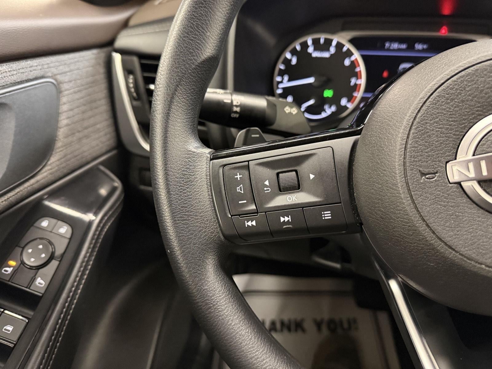 2023 Nissan Rogue SV FWD