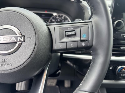 2025 Nissan Pathfinder SL 4WD