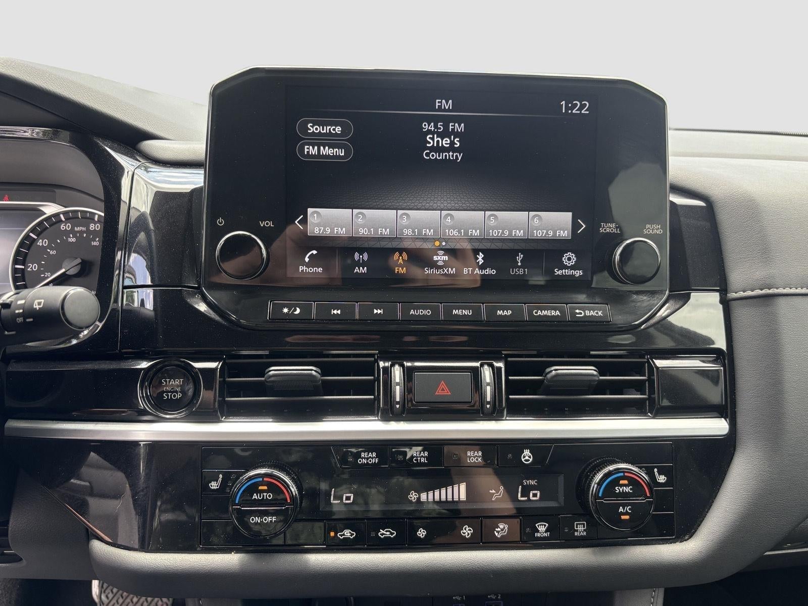 2025 Nissan Pathfinder SL 4WD
