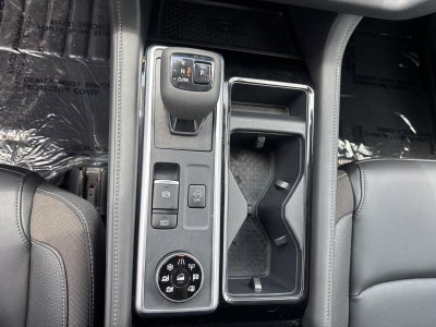 2025 Nissan Pathfinder SL 4WD