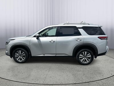 2025 Nissan Pathfinder SL 4WD