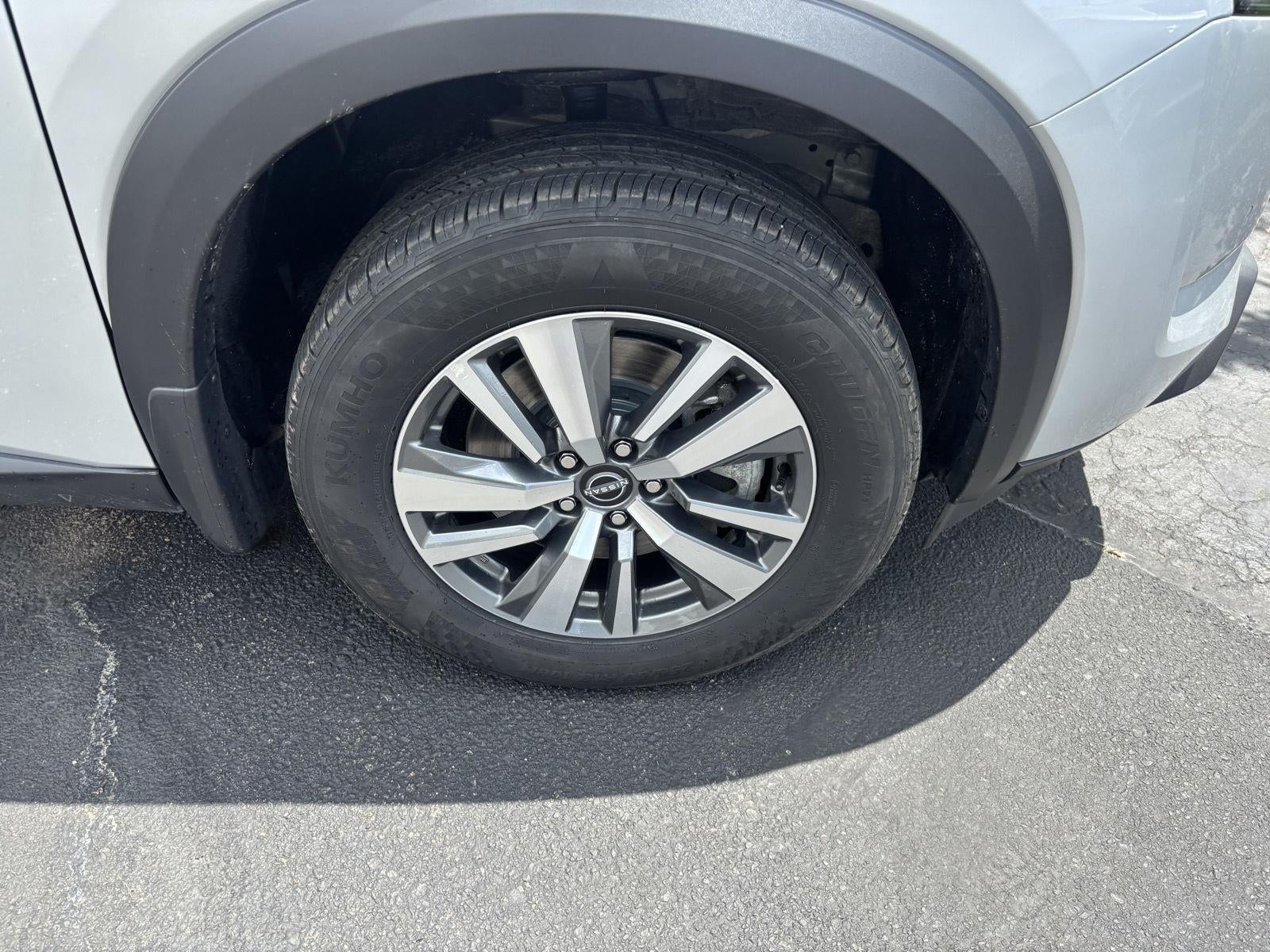 2025 Nissan Pathfinder SL 4WD