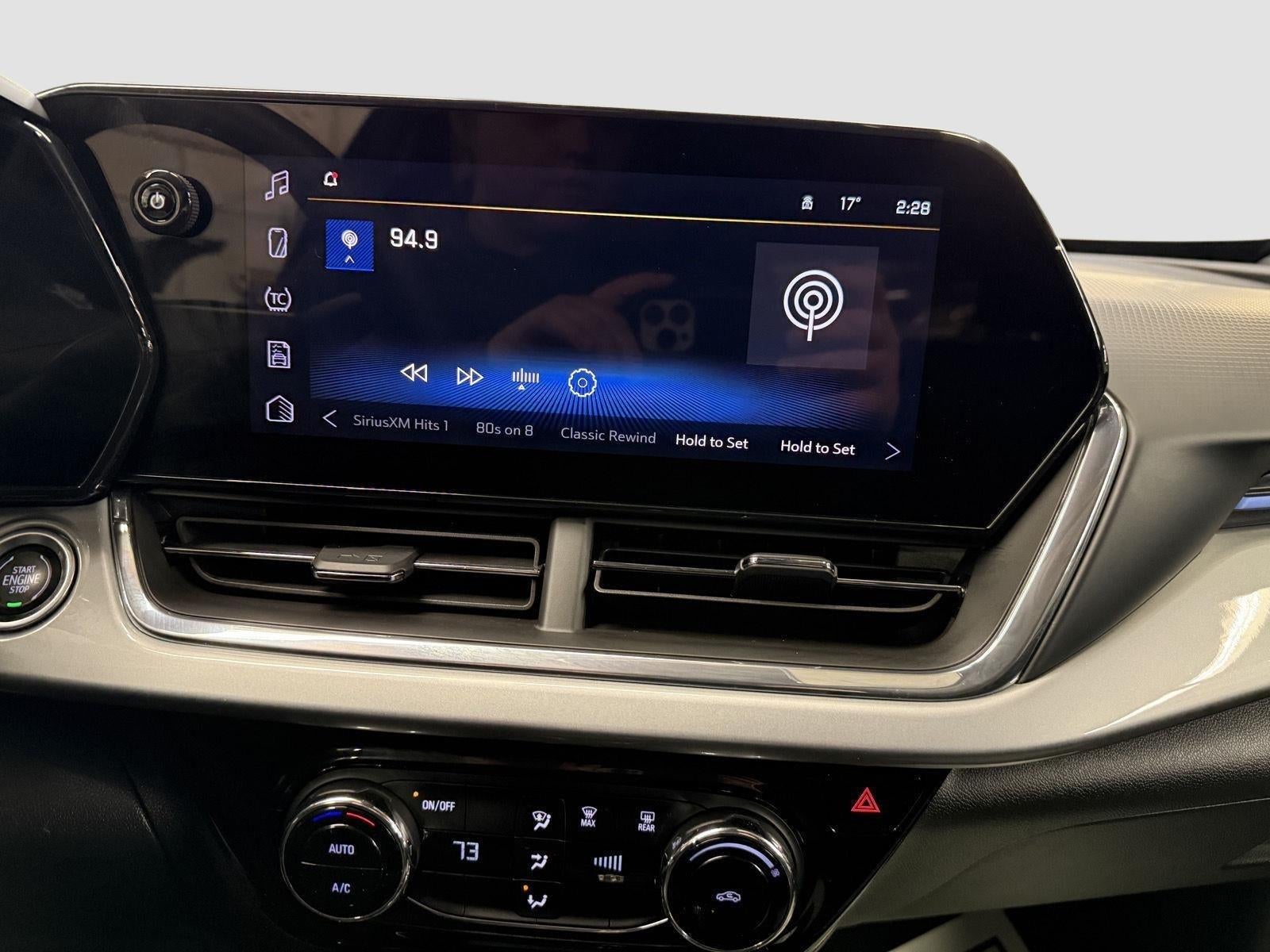 2025 Chevrolet Trax FWD LT