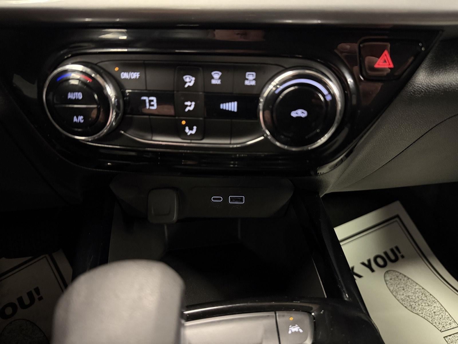 2025 Chevrolet Trax FWD LT