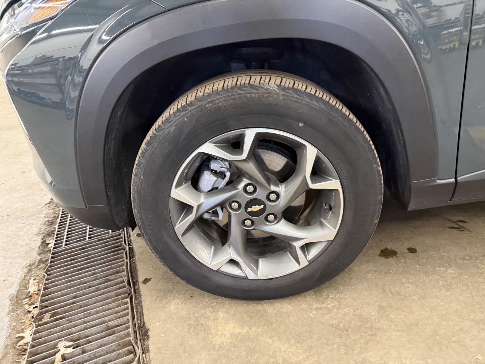 2025 Chevrolet Trax FWD LT