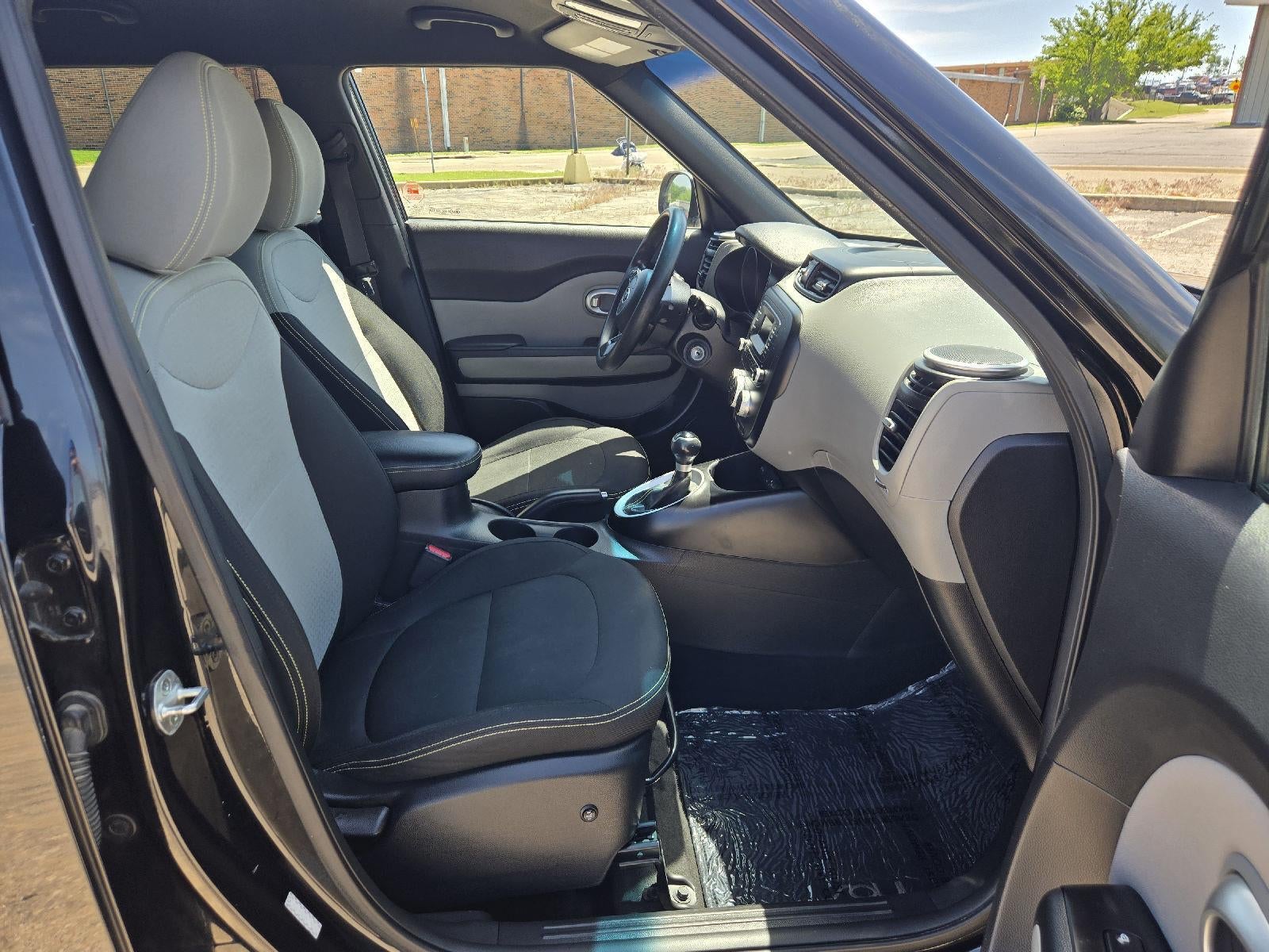 2015 Kia Soul +