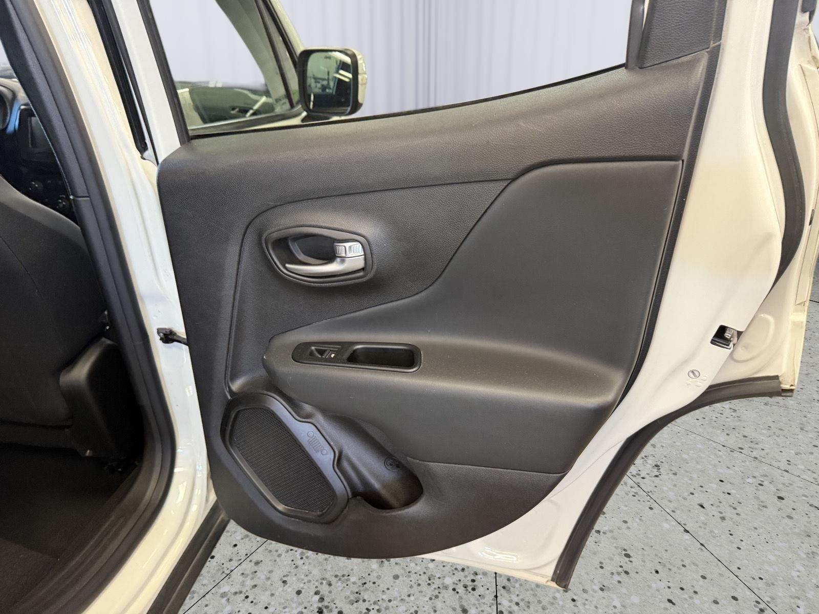 2019 Jeep Renegade Altitude FWD