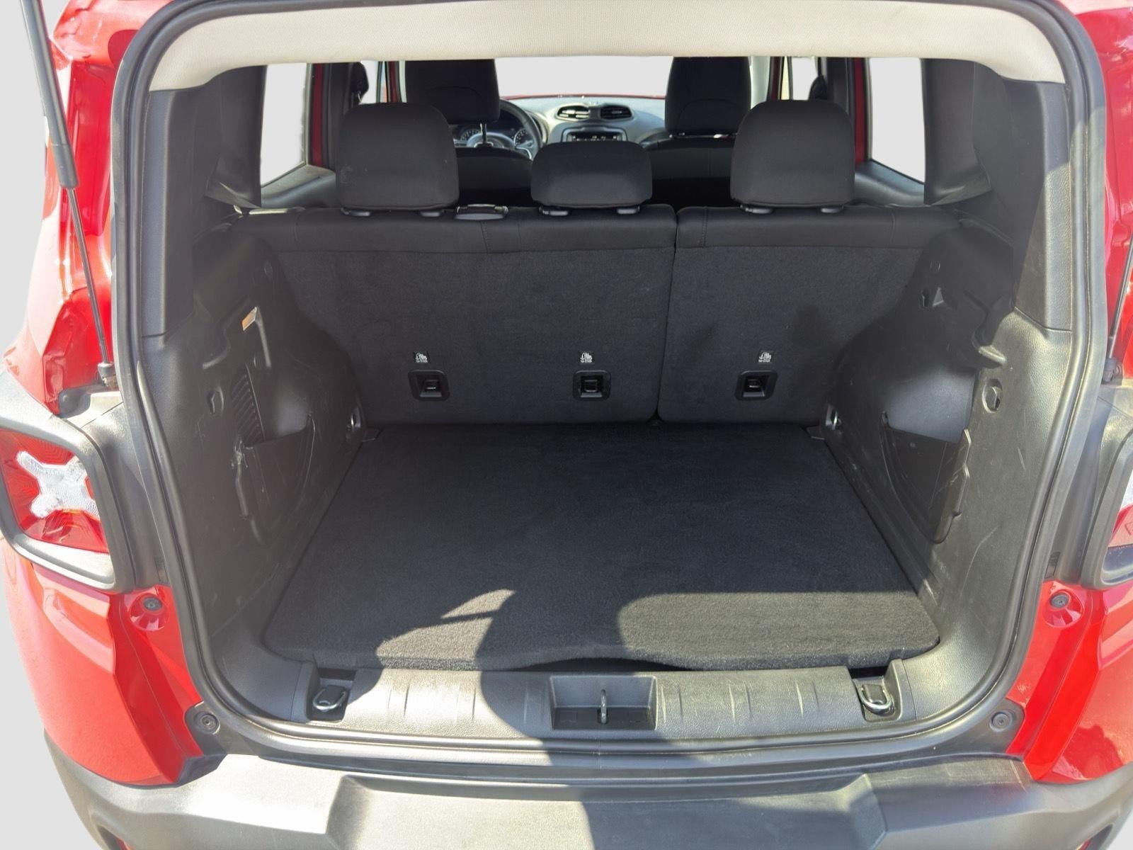 2023 Jeep Renegade Trailhawk 4x4