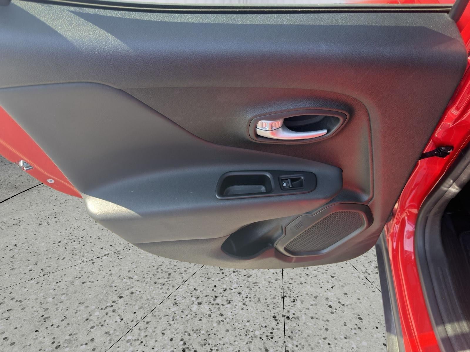 2023 Jeep Renegade Trailhawk 4x4