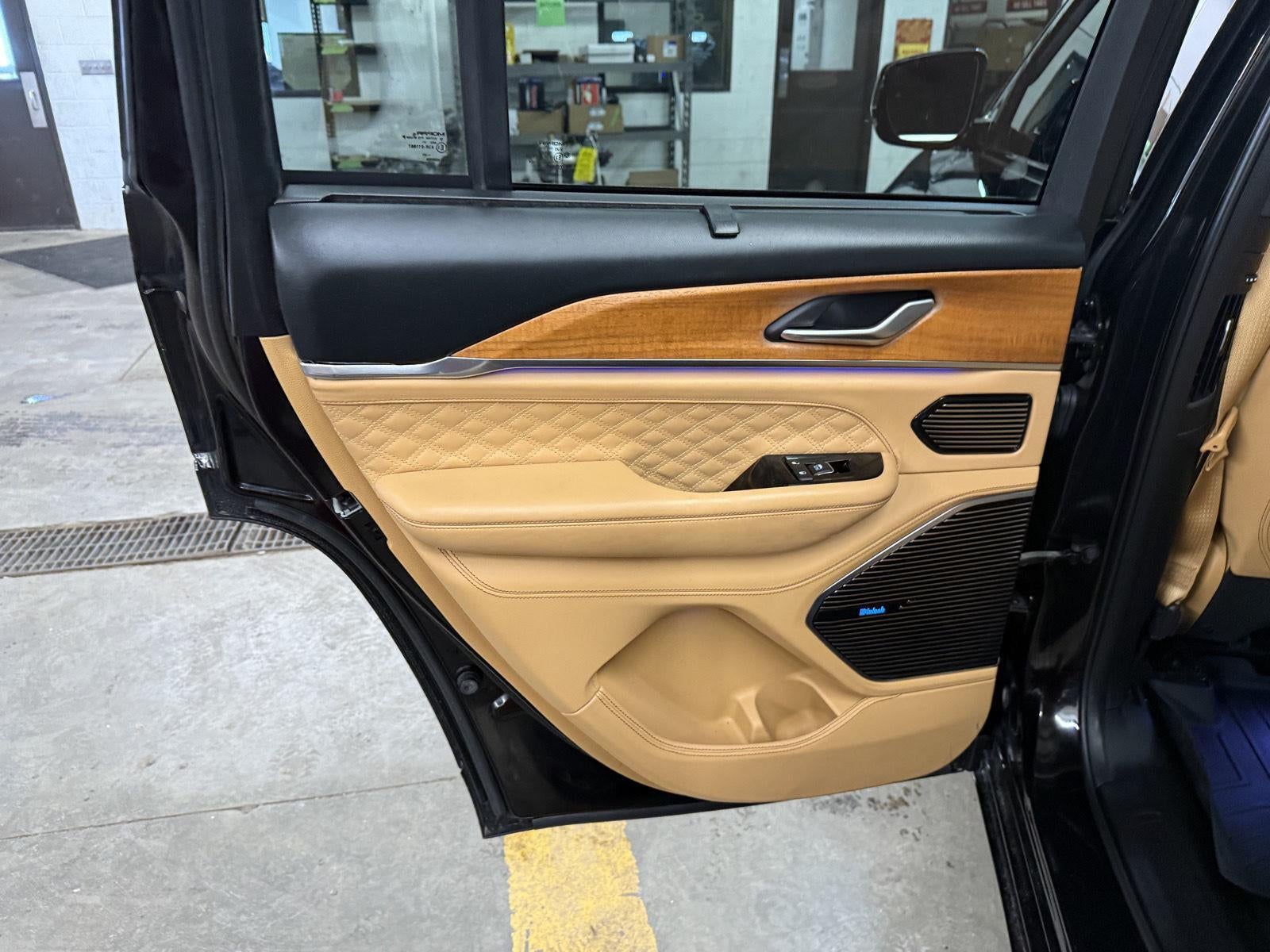 2022 Jeep Grand Cherokee Summit Reserve