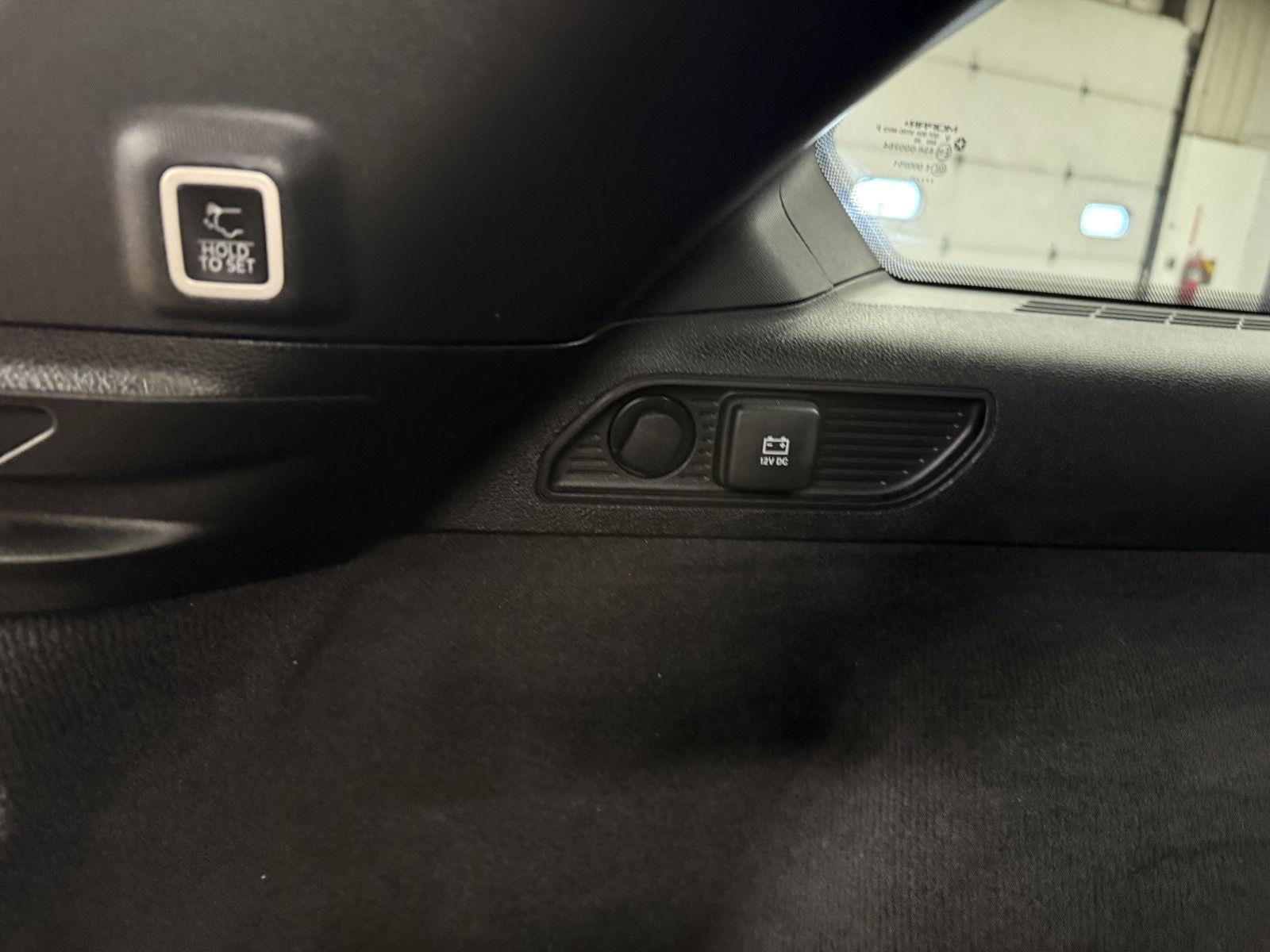 2022 Jeep Grand Cherokee Summit Reserve