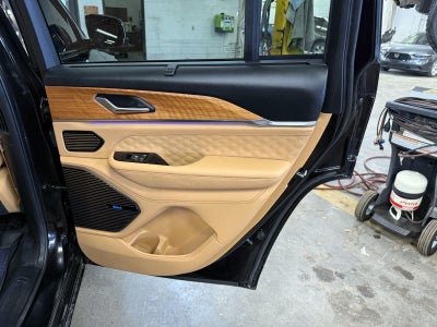 2022 Jeep Grand Cherokee Summit Reserve