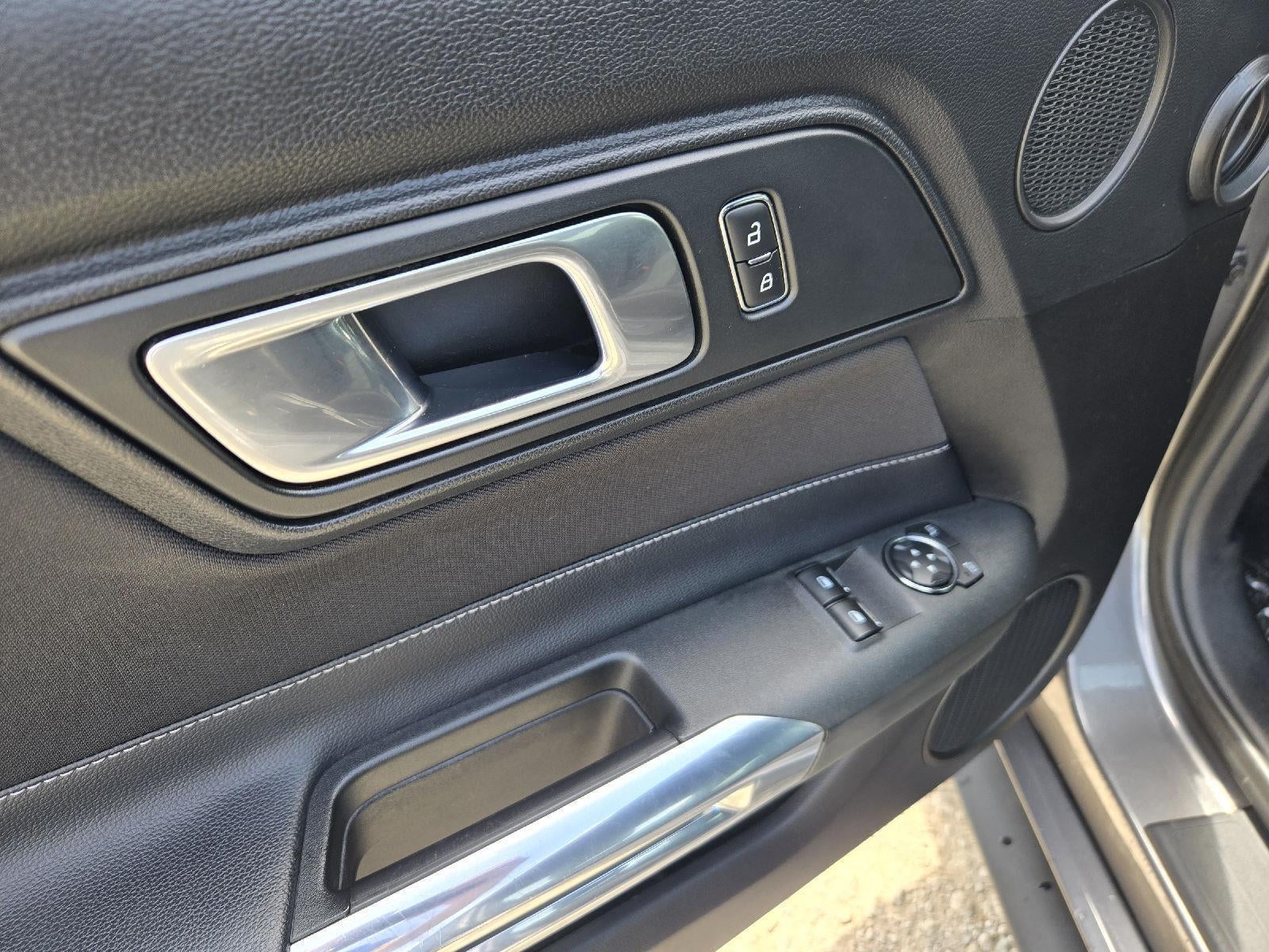 2021 Ford Mustang EcoBoost