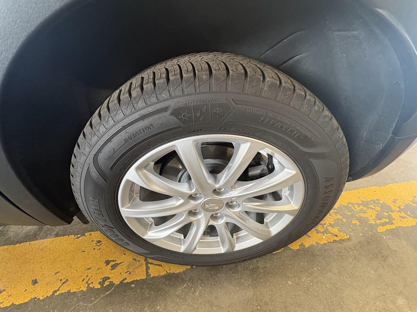 2023 Cadillac Xt4 AWD Luxury