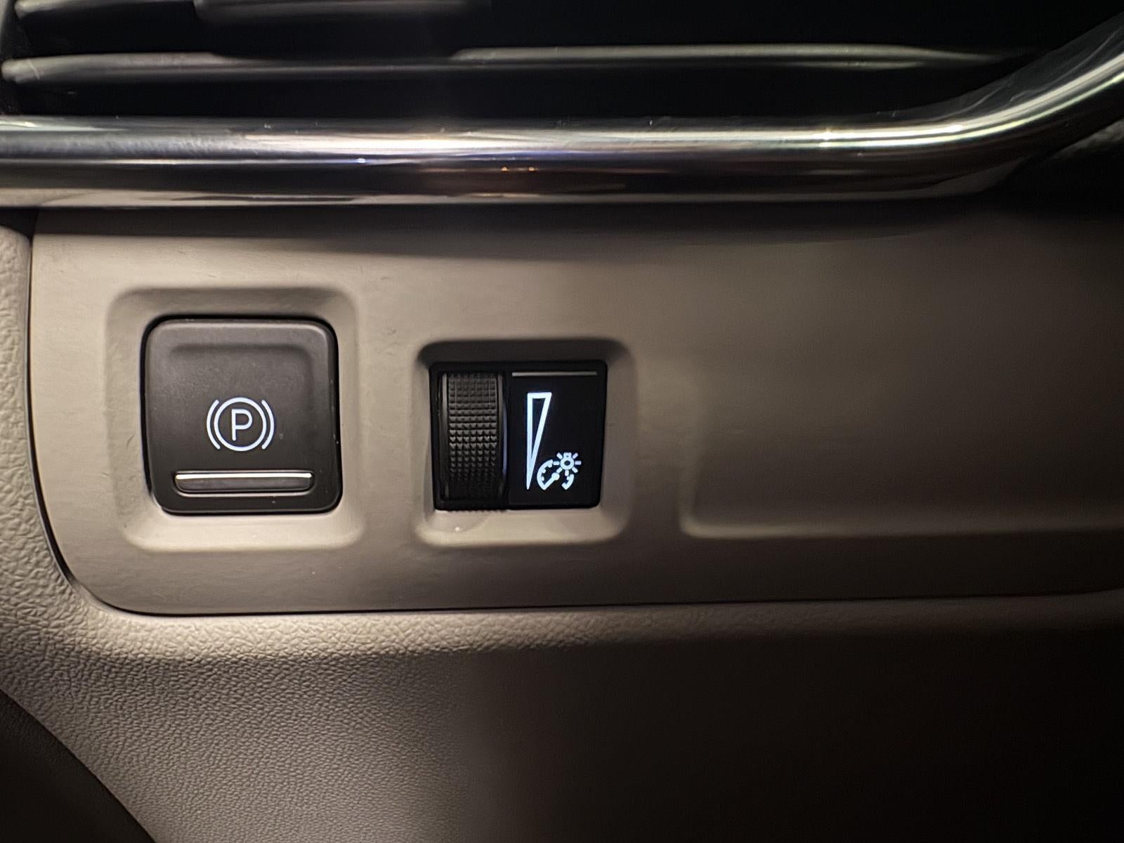 2023 Cadillac Xt4 AWD Luxury