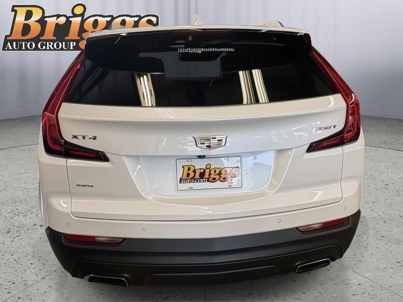 2023 Cadillac Xt4 AWD Luxury