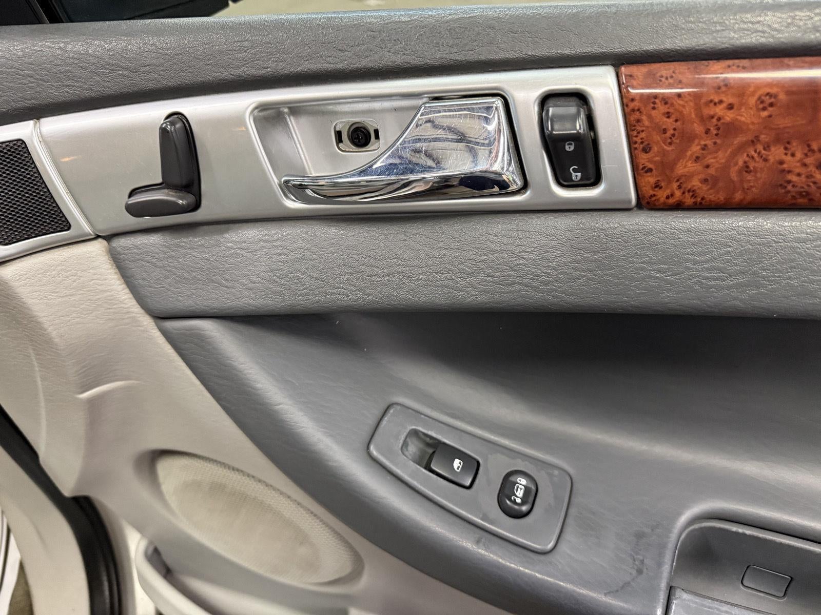 2007 Chrysler Pacifica Touring