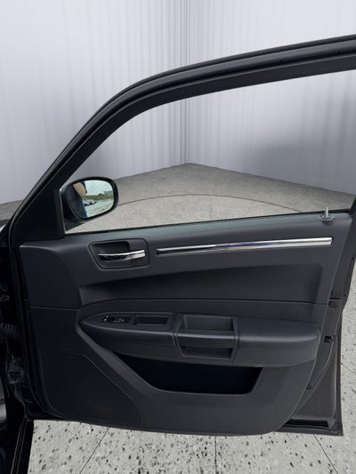 2010 Chrysler 300 Touring Signature