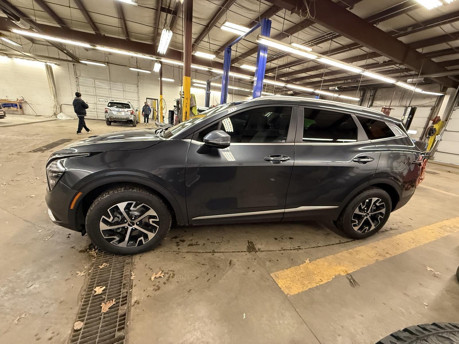 2024 Kia Sportage EX