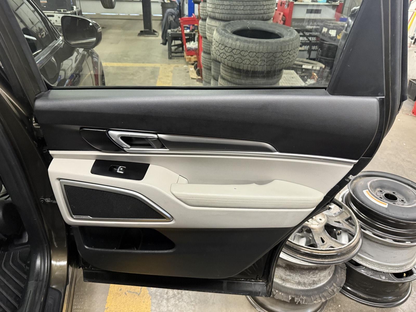 2020 Kia Telluride S