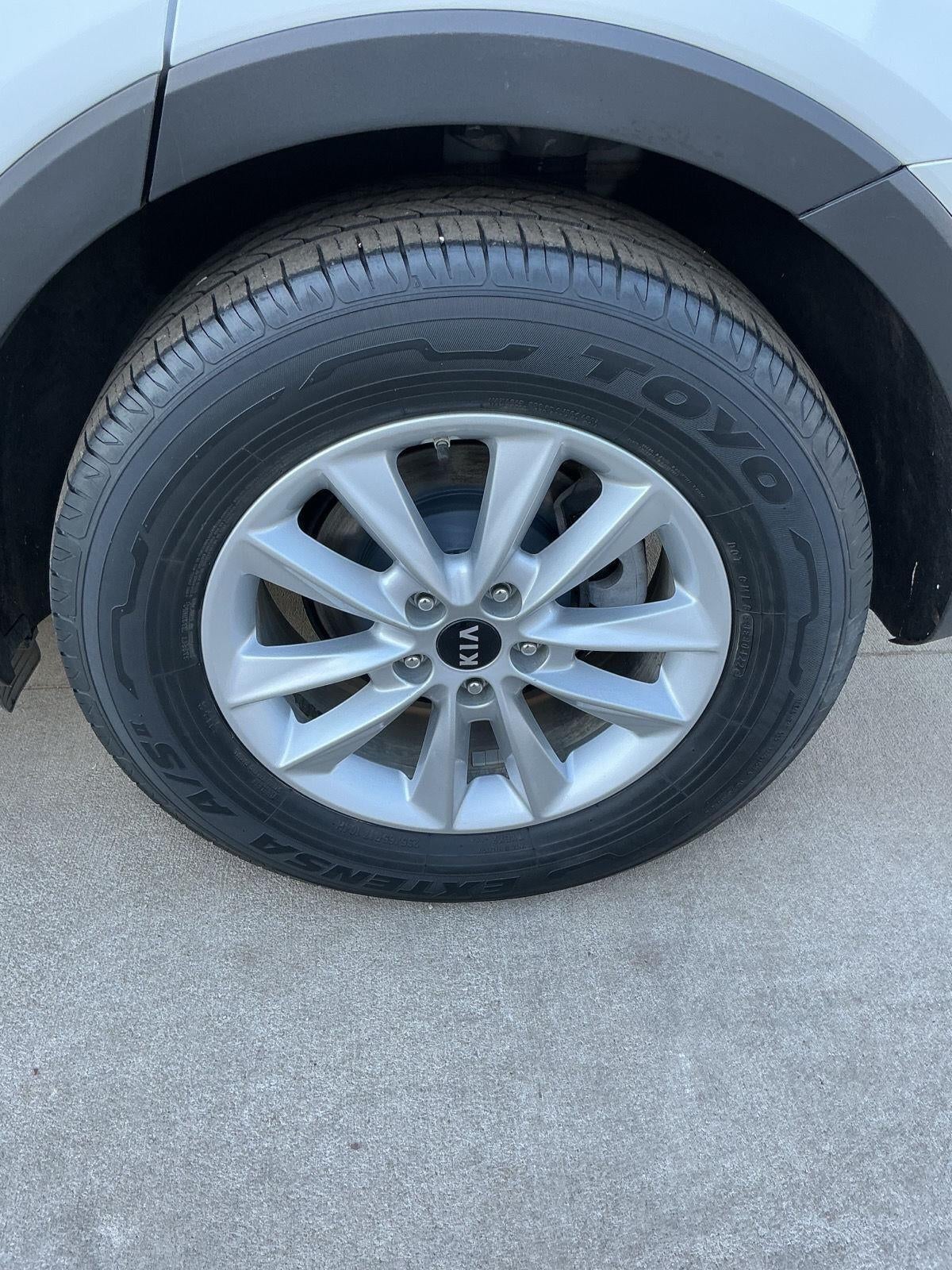 2020 Kia Sorento LX