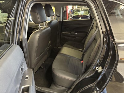 2023 Mitsubishi Outlander Sport SE