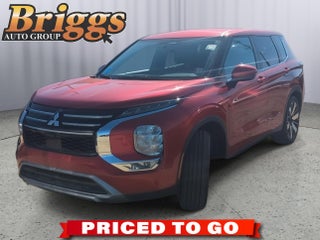 2025 Mitsubishi Outlander SE