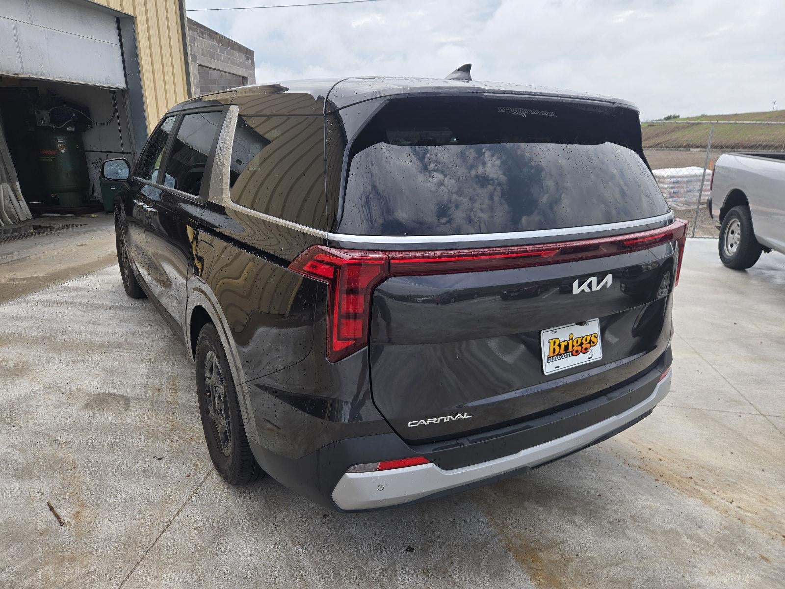 2025 Kia Carnival LXS