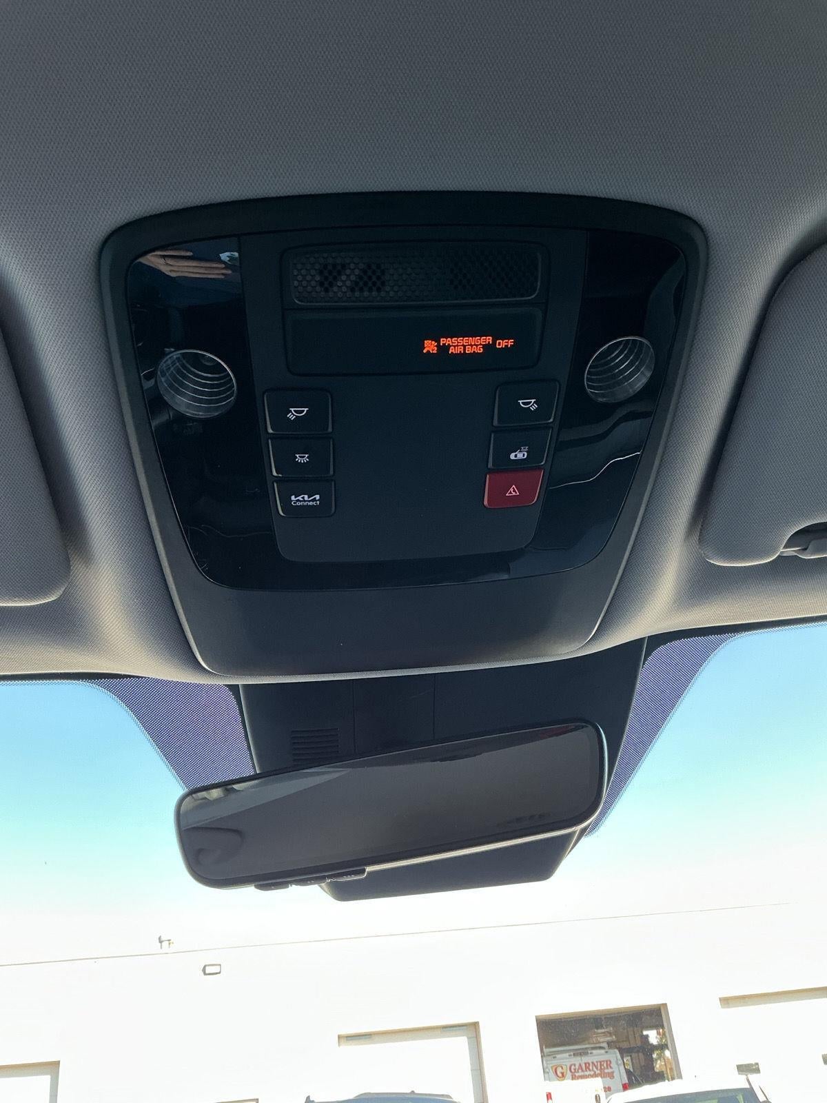 2023 Kia Carnival EX