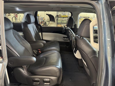 2024 Kia Carnival SX Prestige