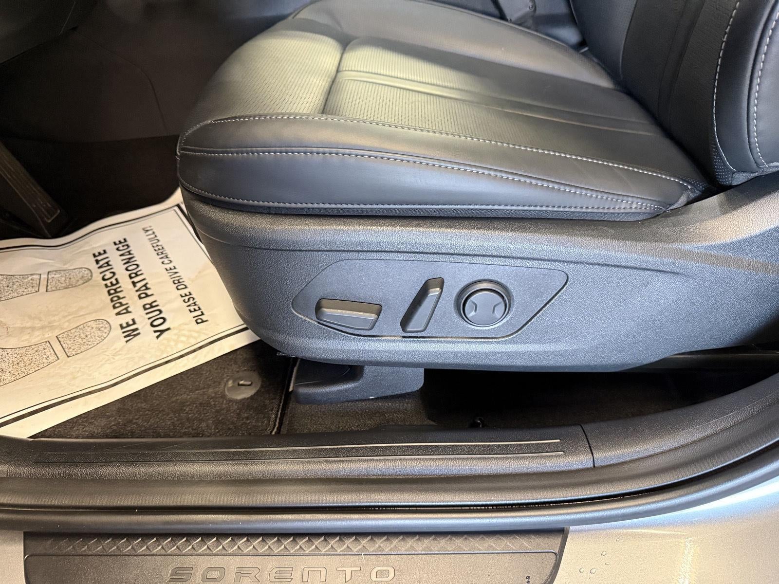 2025 Kia Sorento Hybrid EX