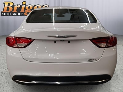 2015 Chrysler 200 Limited