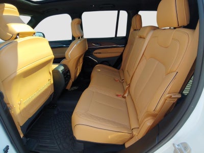 2025 Jeep Grand Cherokee Summit