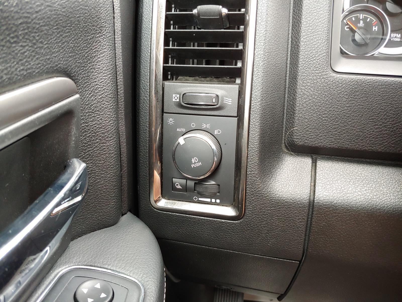 2016 RAM 1500 Sport