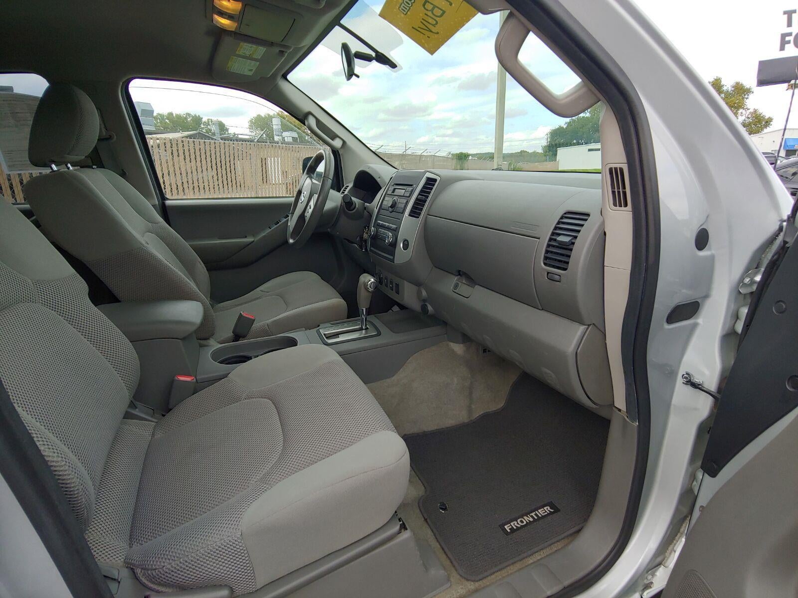 2012 Nissan Frontier SV