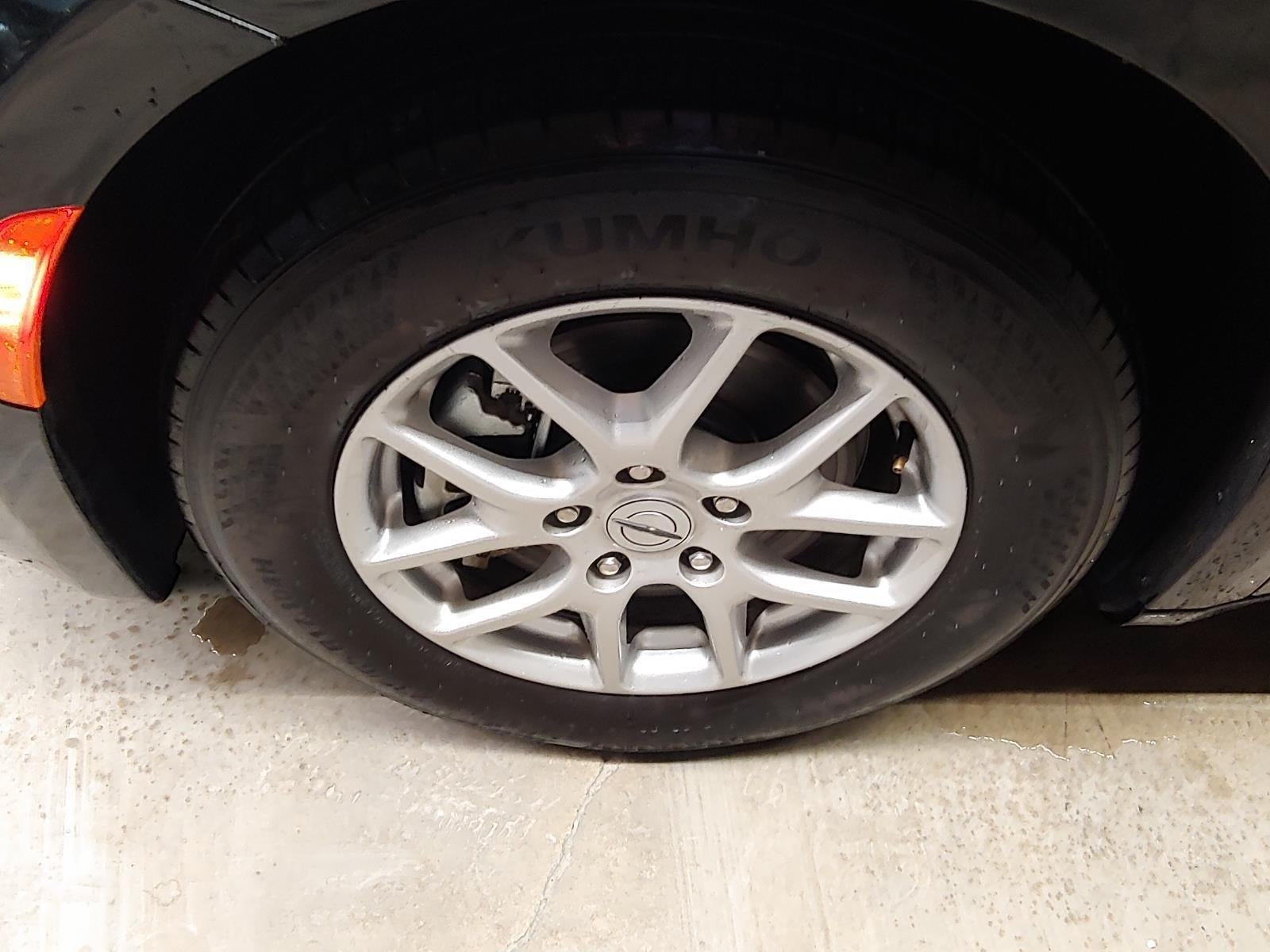 2025 Chrysler Voyager LX