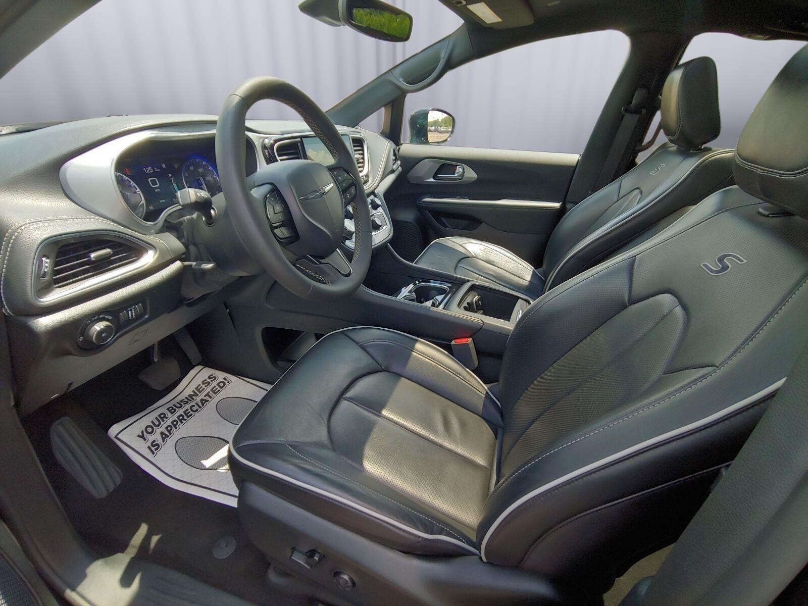 2025 Chrysler Pacifica Limited