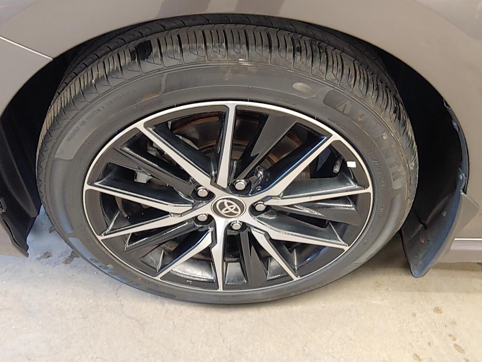 2024 Toyota Camry Hybrid SE