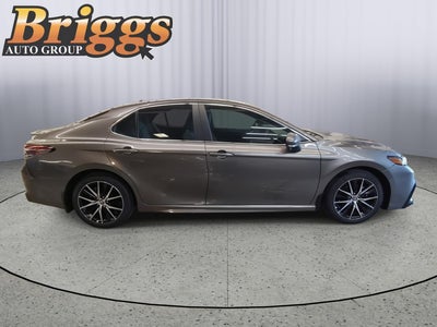 2024 Toyota Camry Hybrid SE