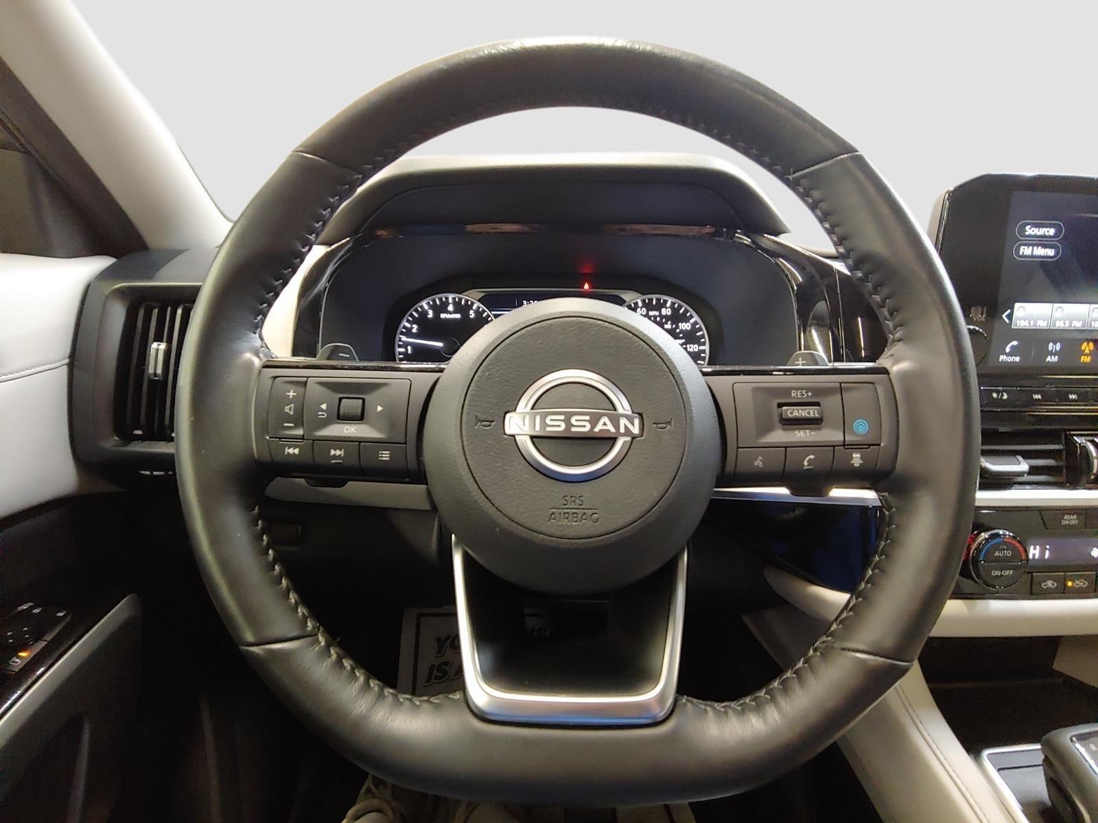 2023 Nissan Pathfinder SL