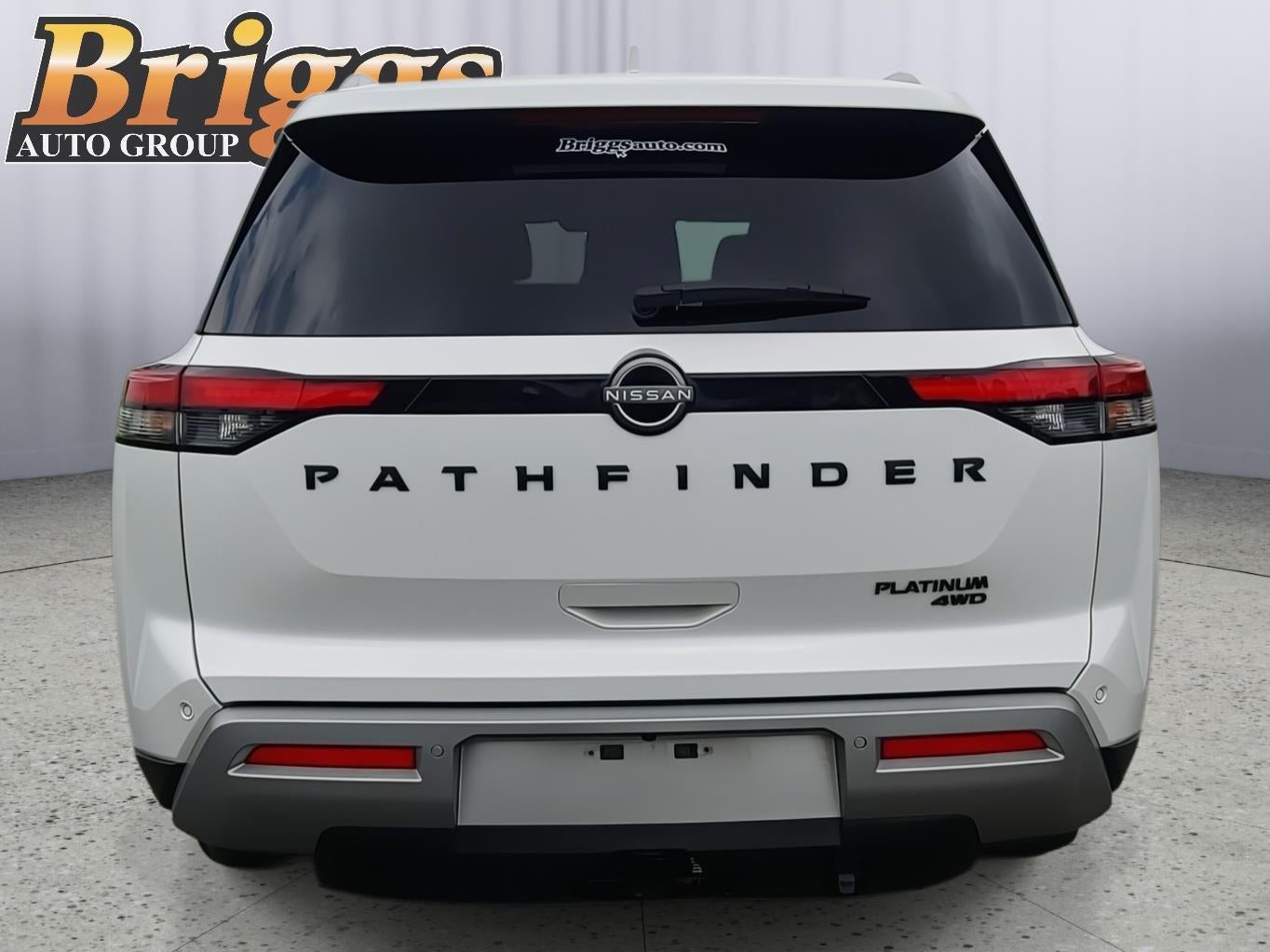2025 Nissan Pathfinder Platinum