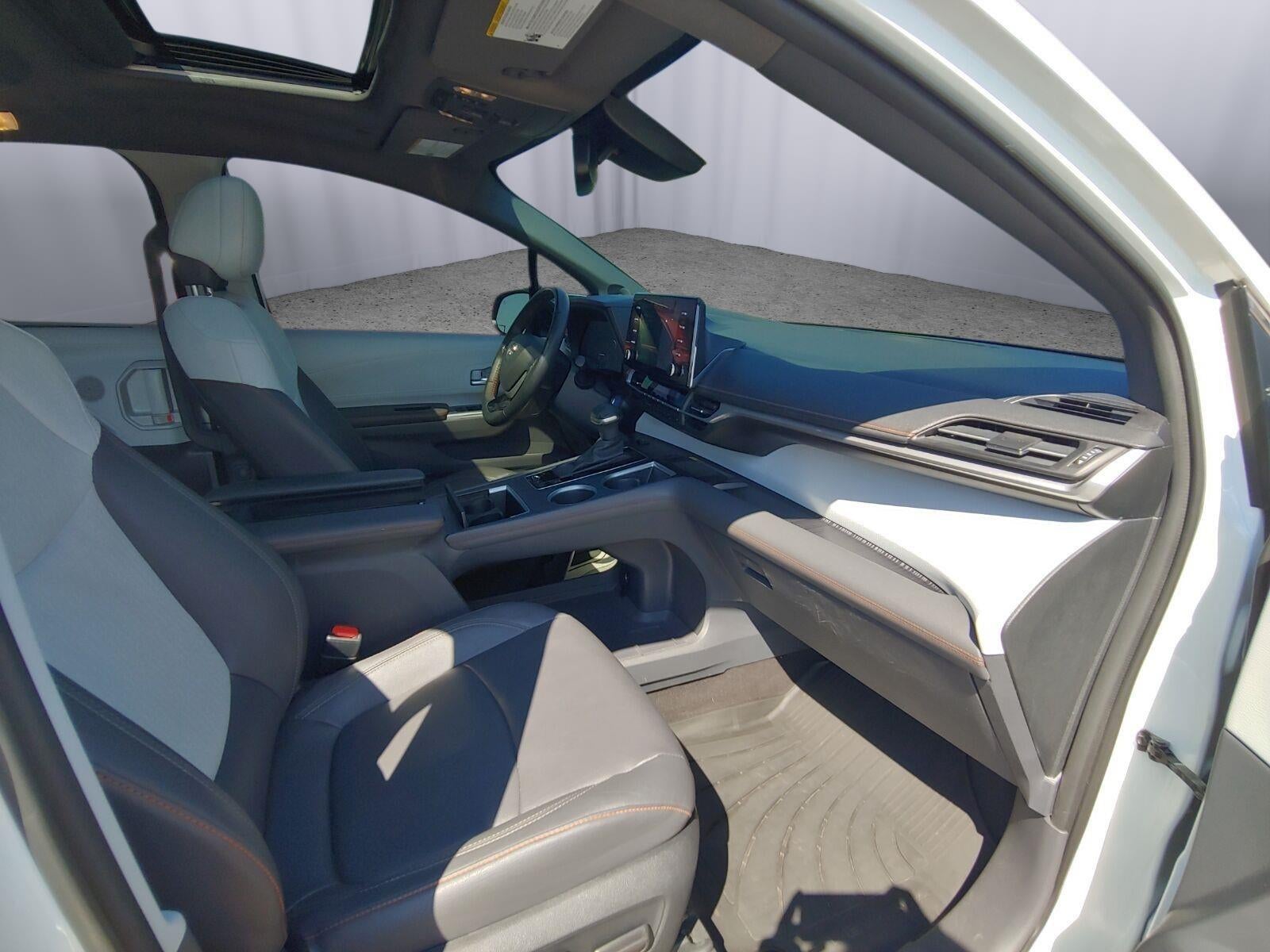 2023 Toyota Sienna XSE
