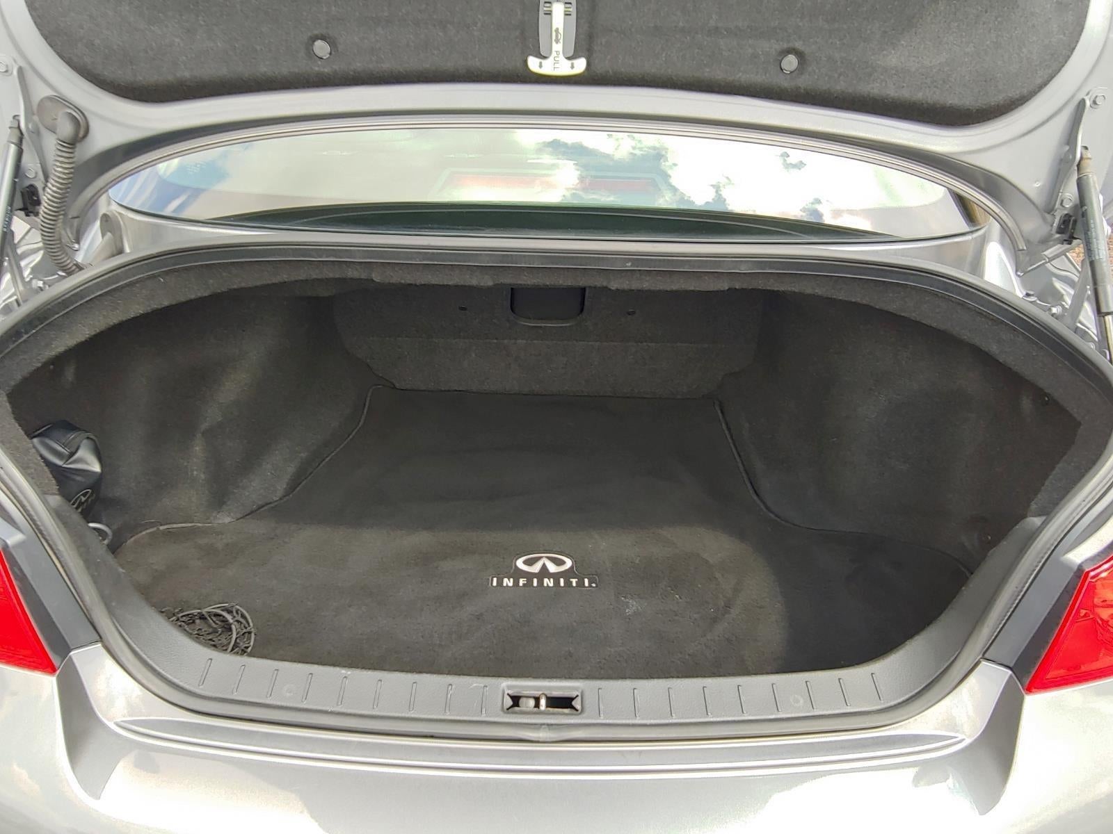 2013 INFINITI G37 Sedan x