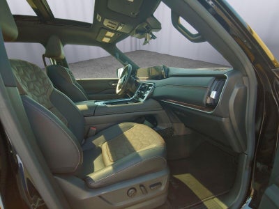 2025 Nissan Armada Platinum